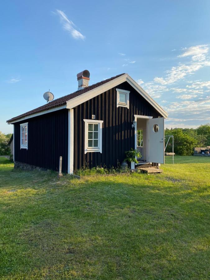 Lillstugan Lyckan Kristdala Exterior photo